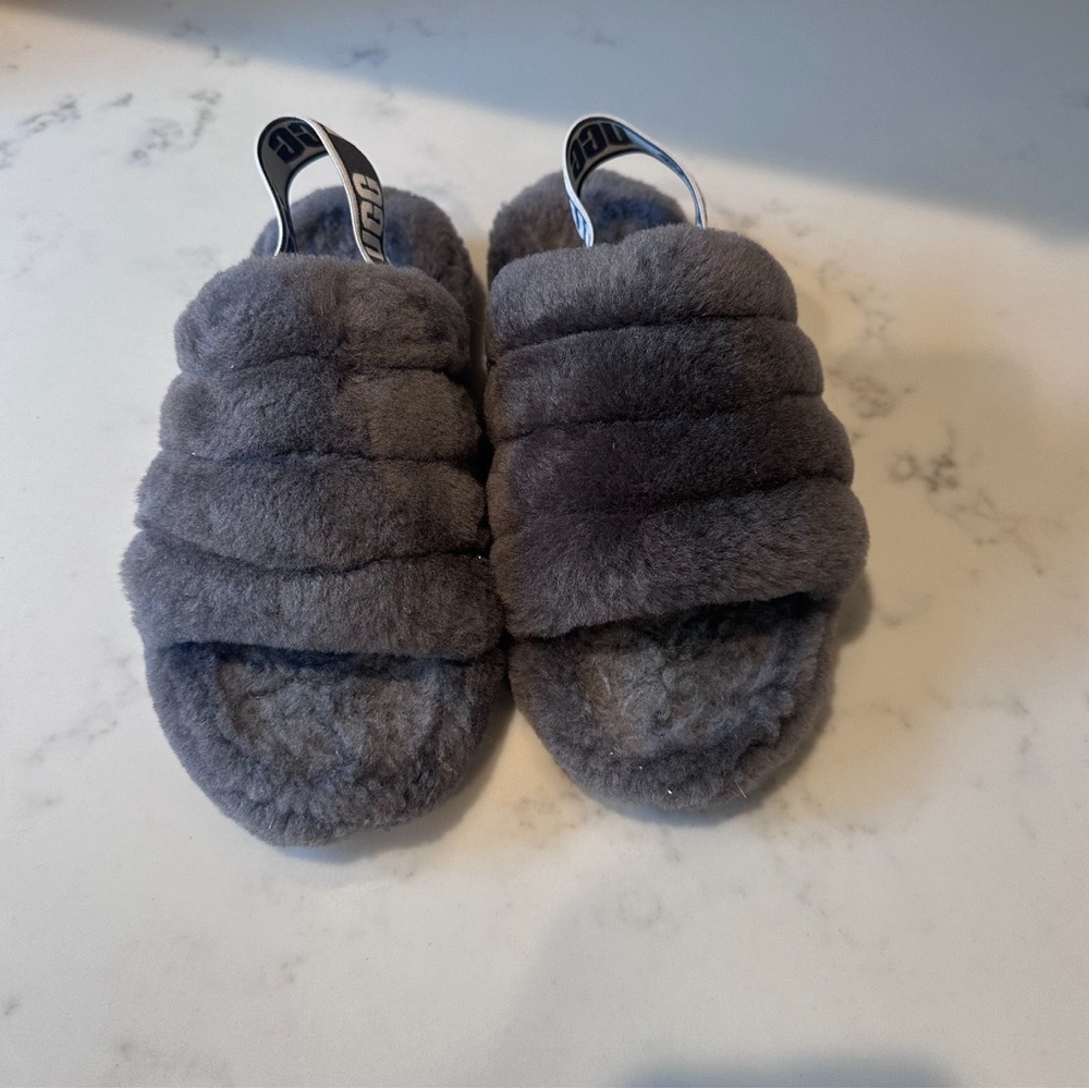 Fuzzy ugg gray slippers